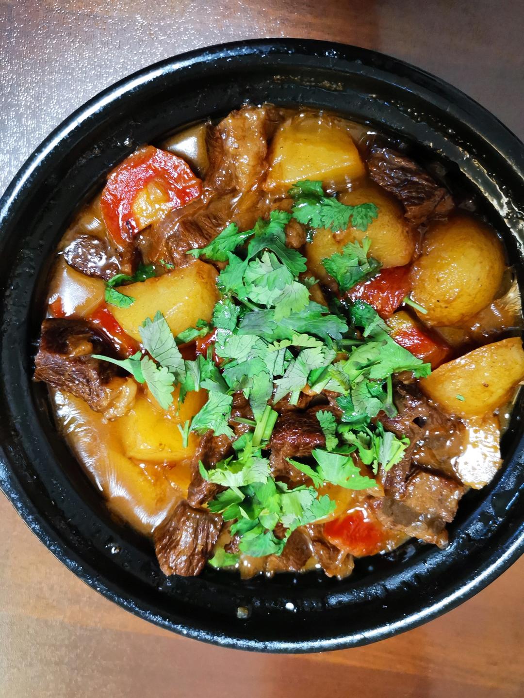 沙沙土豆胡萝卜炖牛肉