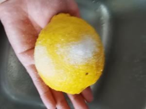 柠檬酸辣鸡爪（鸡爪去腥秘籍）的做法 步骤9