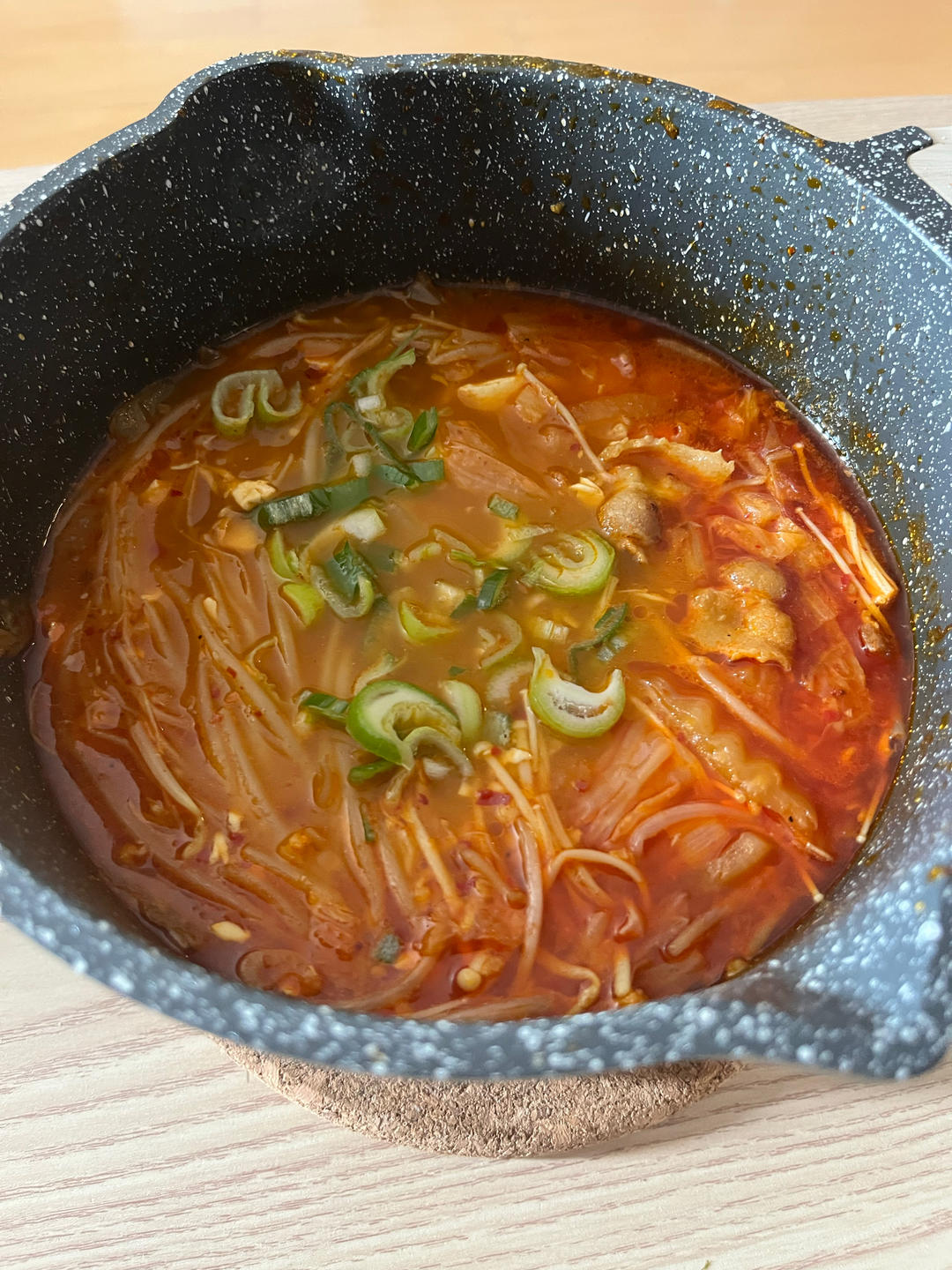 韩国大妈亲授— 韩式泡菜豆腐汤