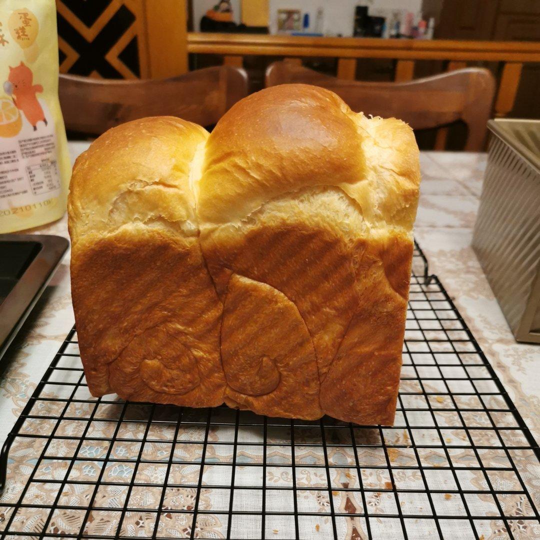 微咸味奶油吐司