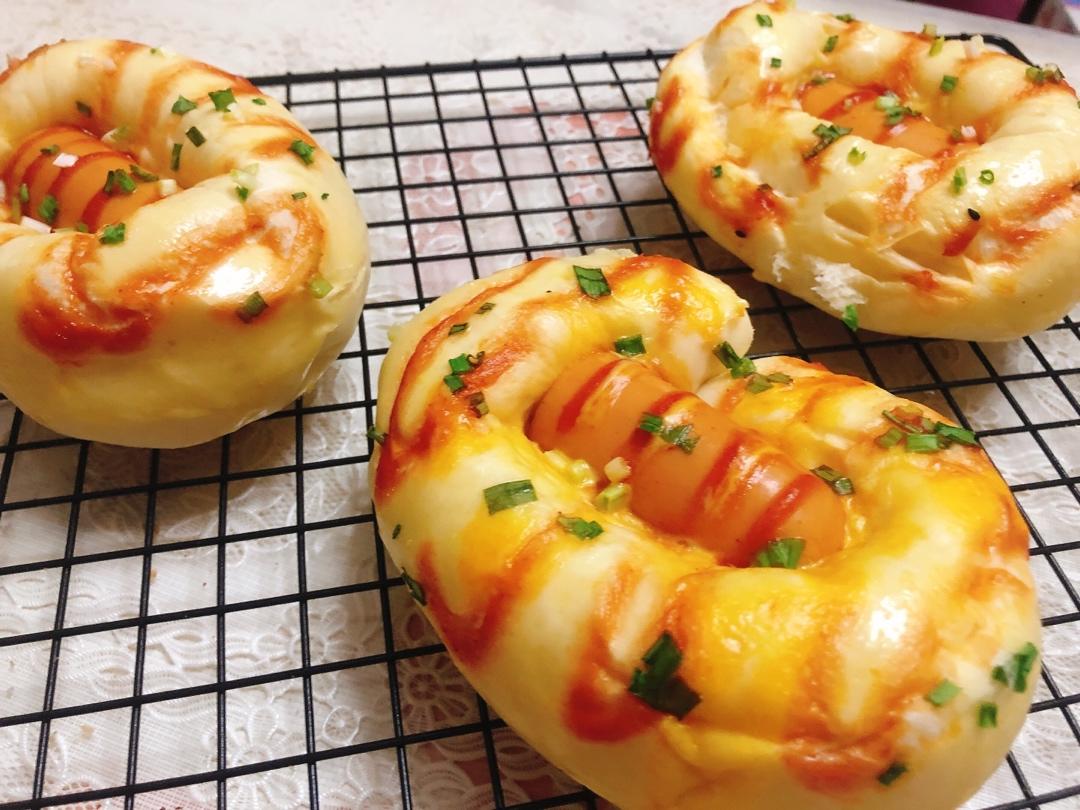 香葱芝士香肠小面包