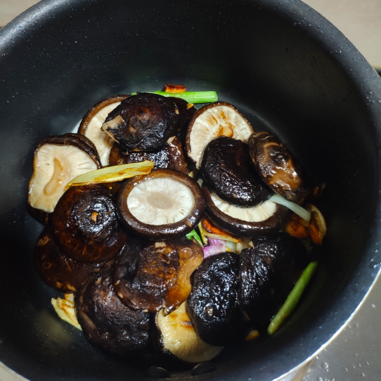 葱烧香菇的做法