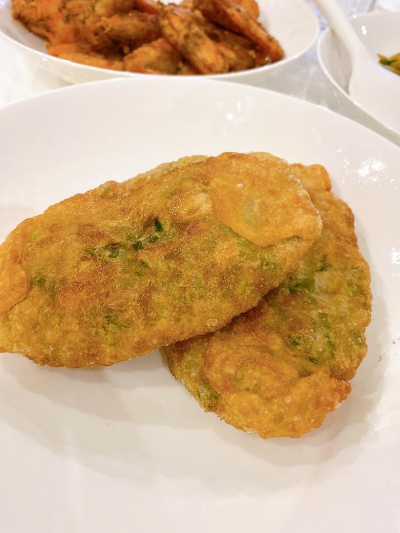 吹弹可破的韭菜盒子