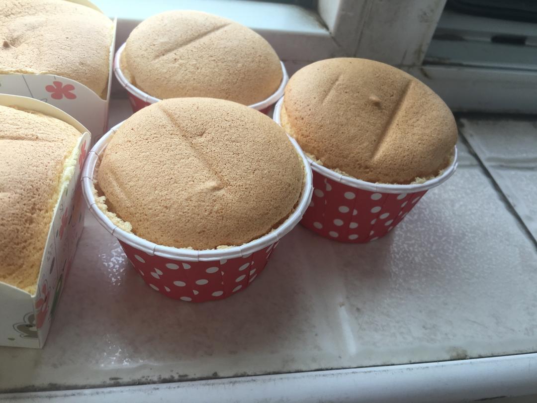 不回缩杯子蛋糕cupcake