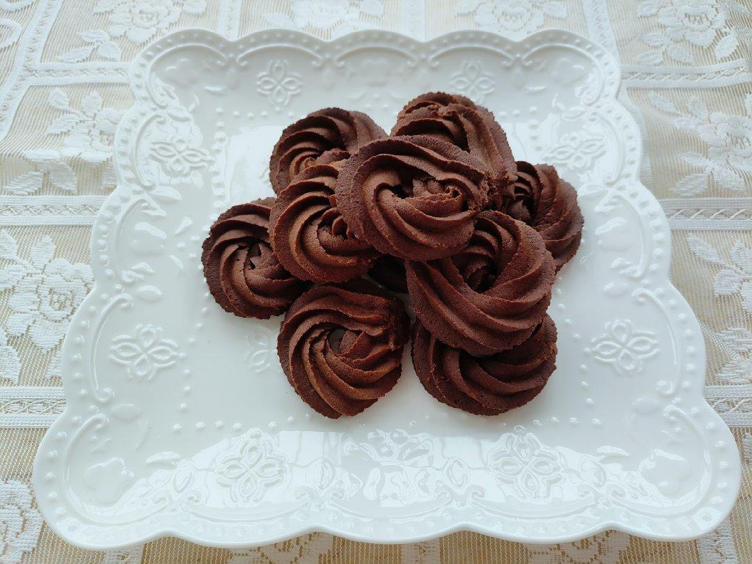 挤花毫无压力的巧克力曲奇