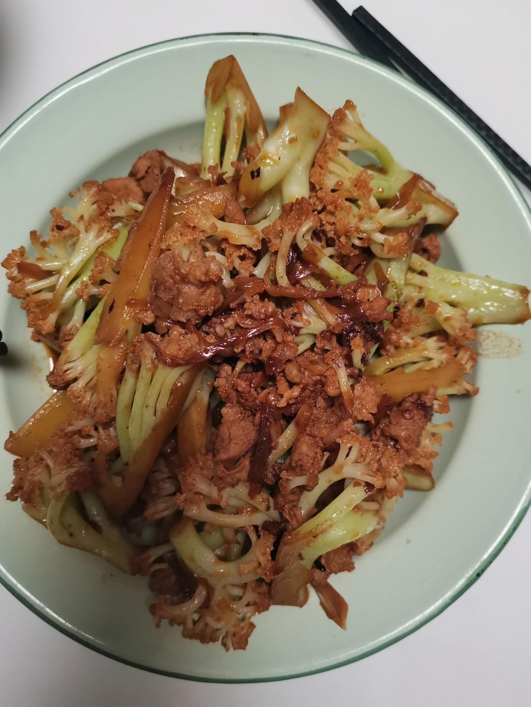 干煸菜花（花菜炒肉）