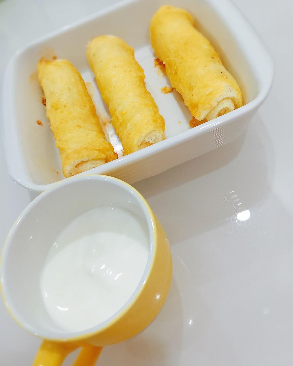 芝士爆浆培根吐司卷