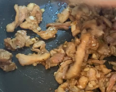 巨下饭的尖椒肉丝好吃得一碗接一碗的做法 步骤3