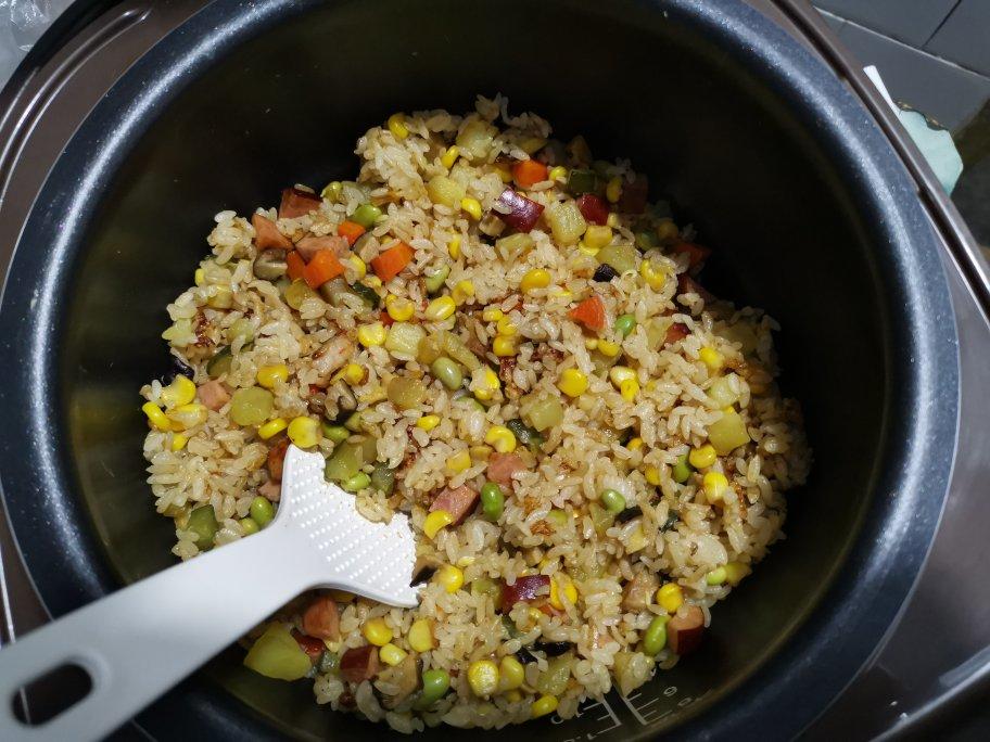简单好吃的网红电饭煲焖饭