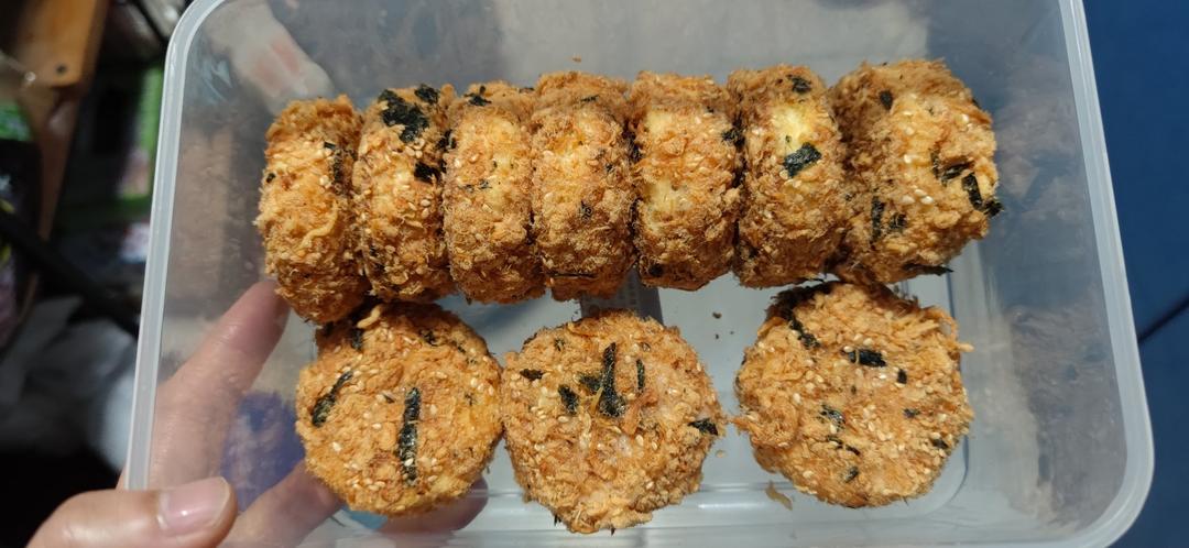 美味海苔肉松小贝
