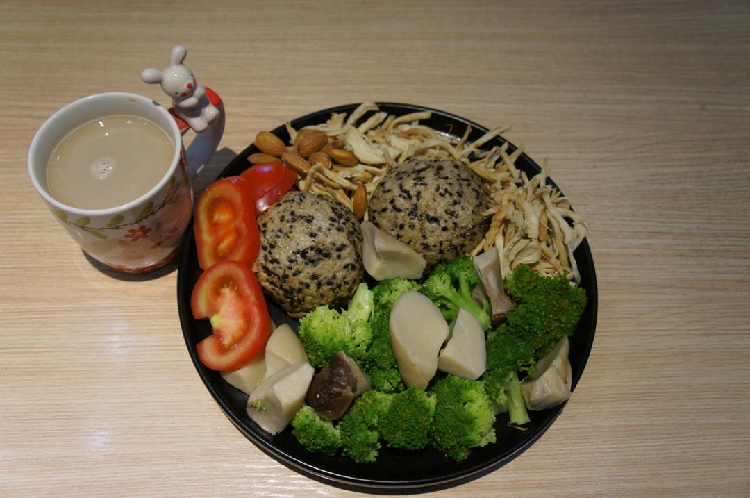 无油黑麦黑芝麻馒头