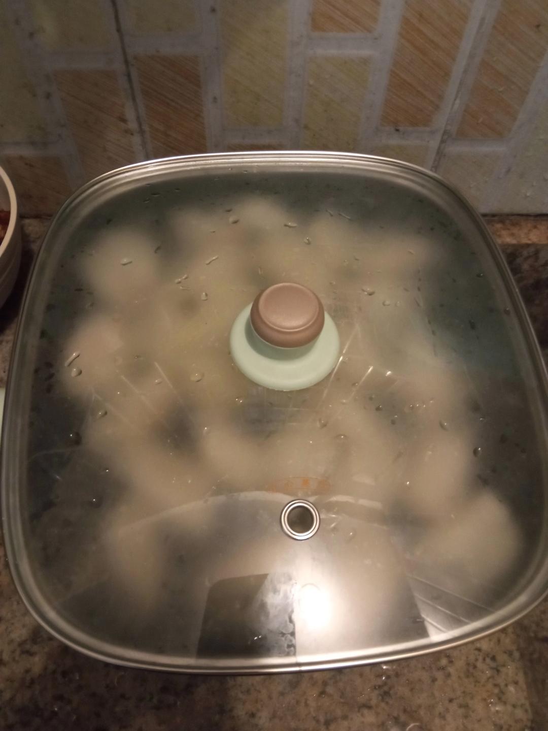 教你正确煮速冻饺子的方法，不干裂不破皮不粘锅！