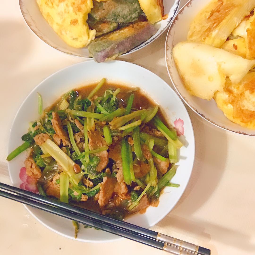 芹菜炒肉