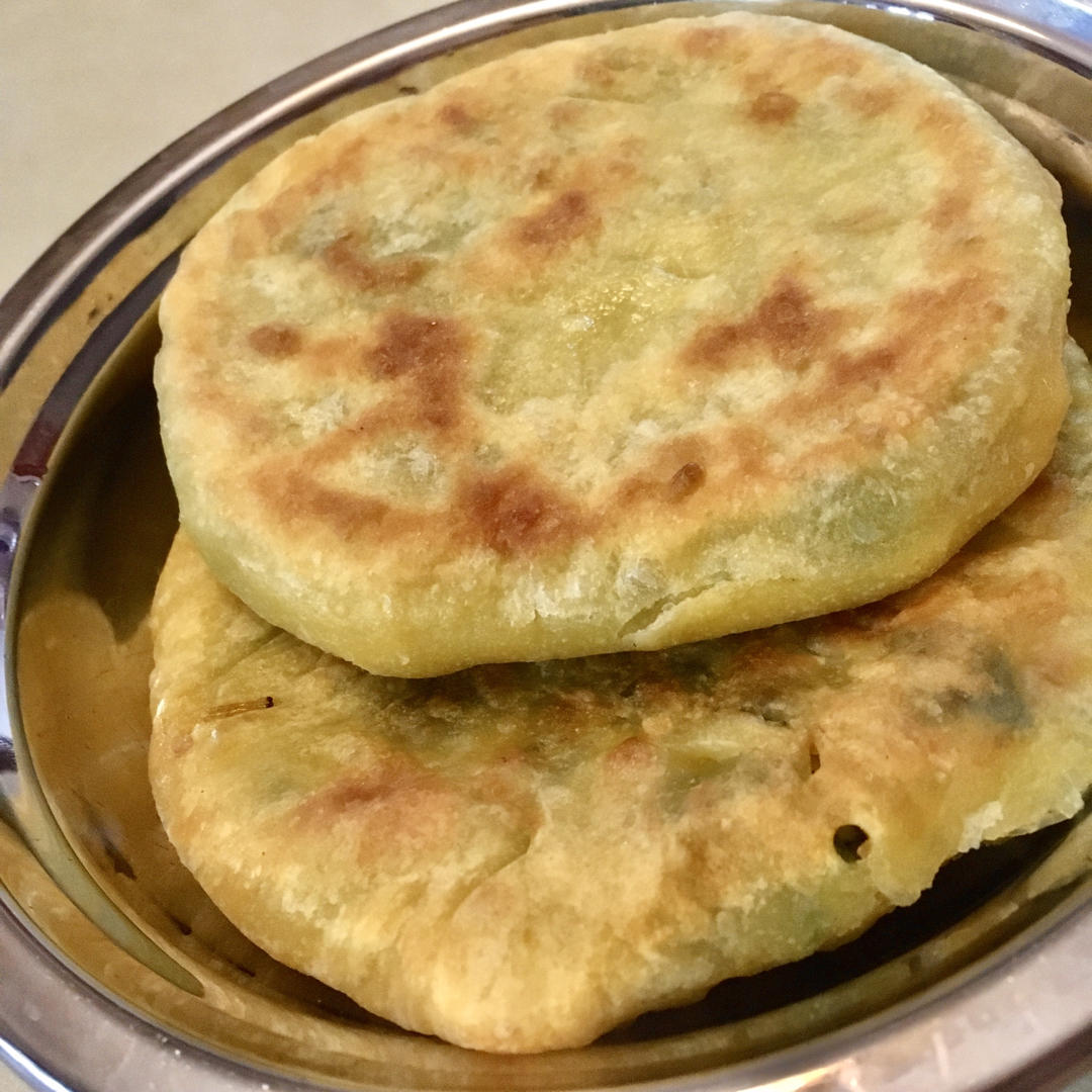 皮薄如纸的韭菜馅饼|免揉面法