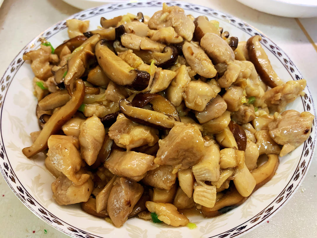 香菇滑鸡