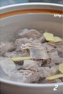 排骨莲藕汤的做法 步骤2
