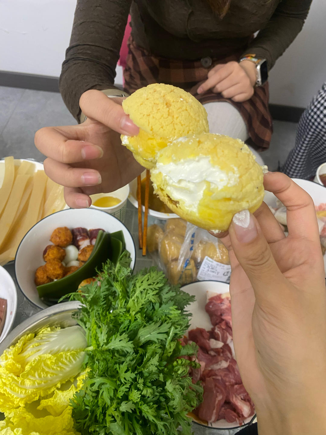嘟嘟想要吃汉堡