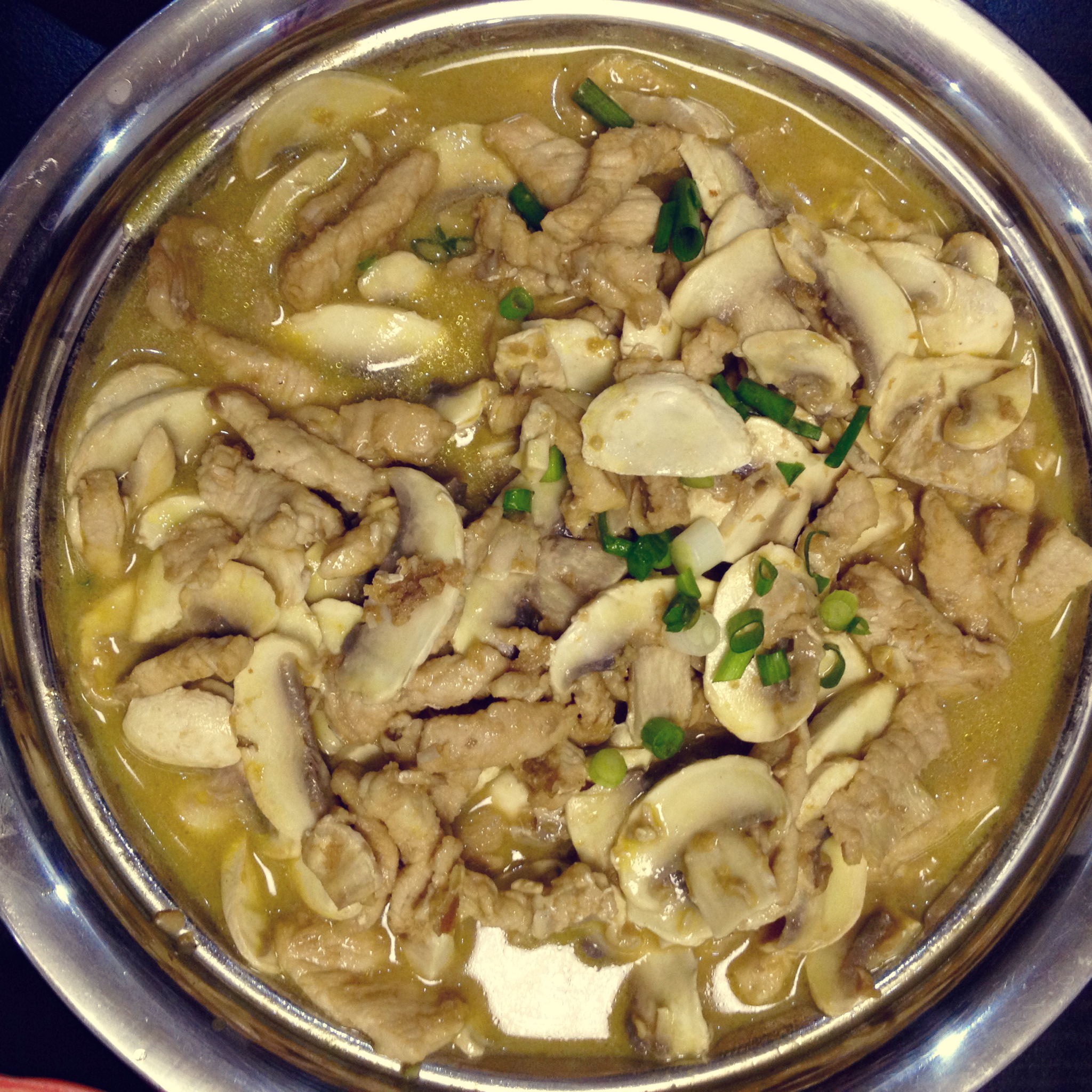 口蘑炒肉