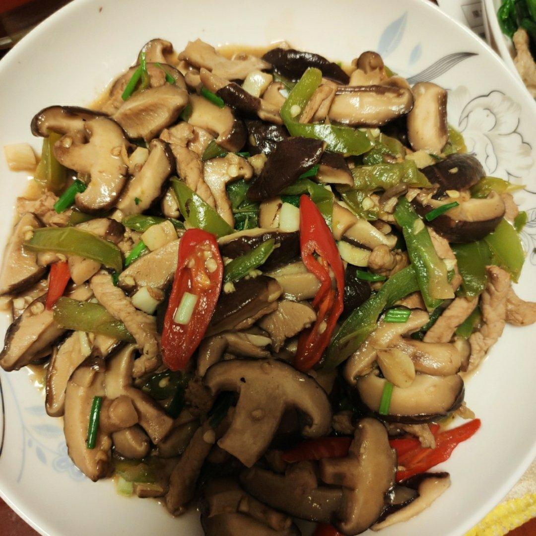 香菇炒辣椒