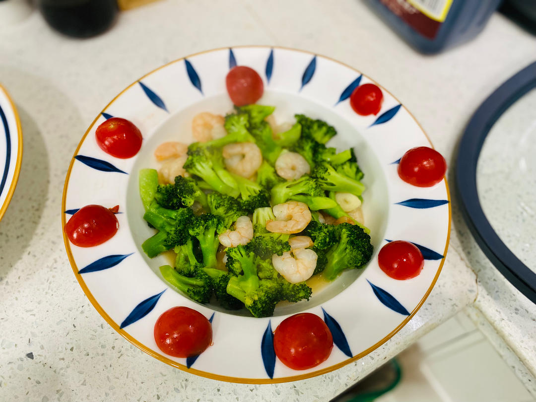 虾仁炒西兰花