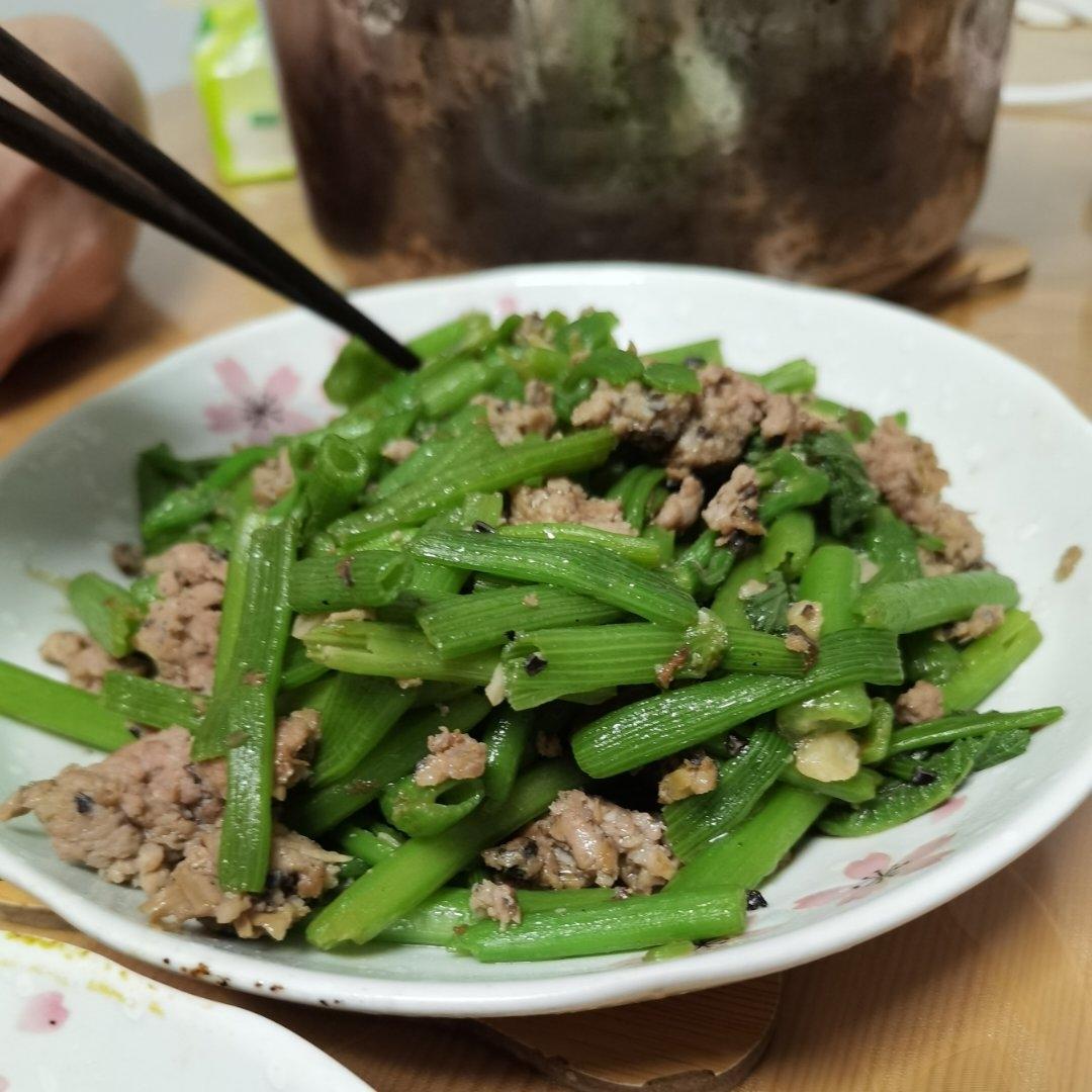 肉沫南瓜藤