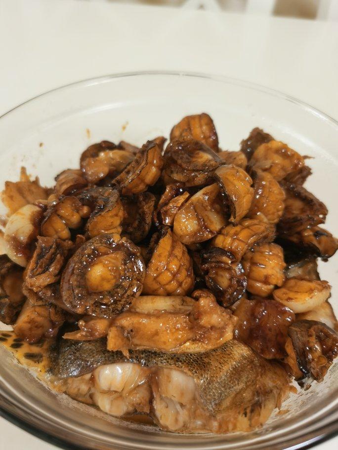 香焖草鱼腩