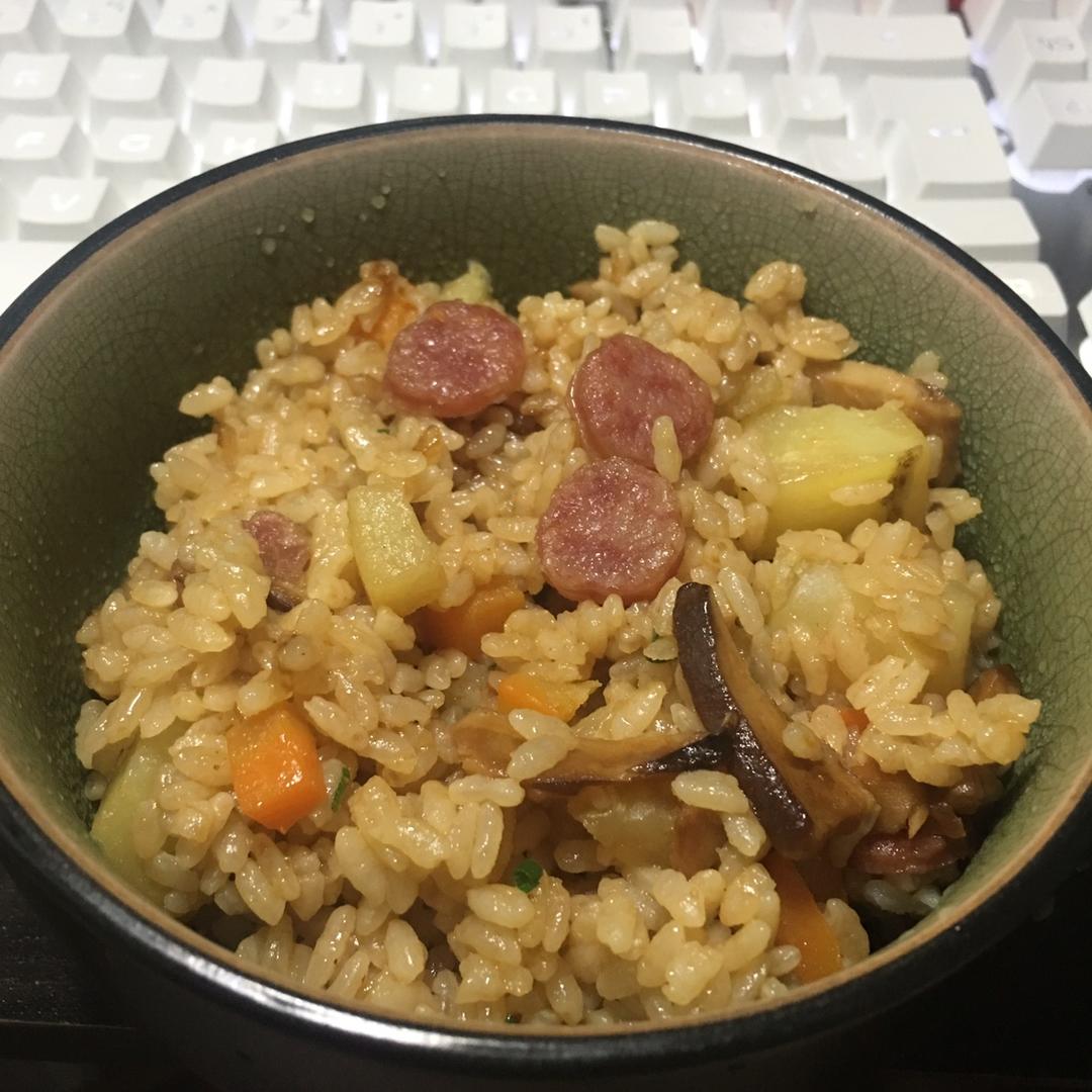 懒人必备～电饭煲腊肠焖饭