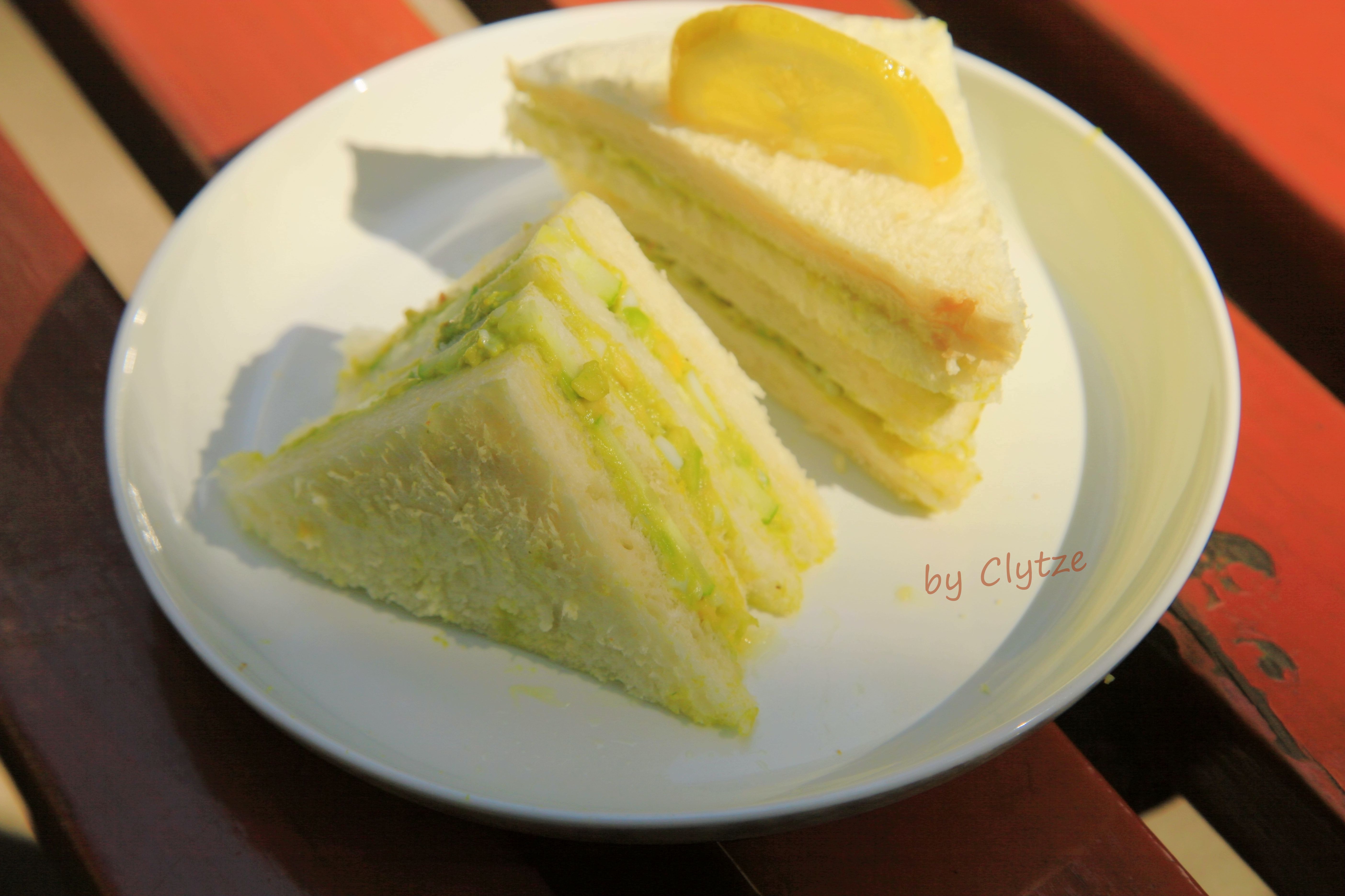 牛油果鸡蛋三明治