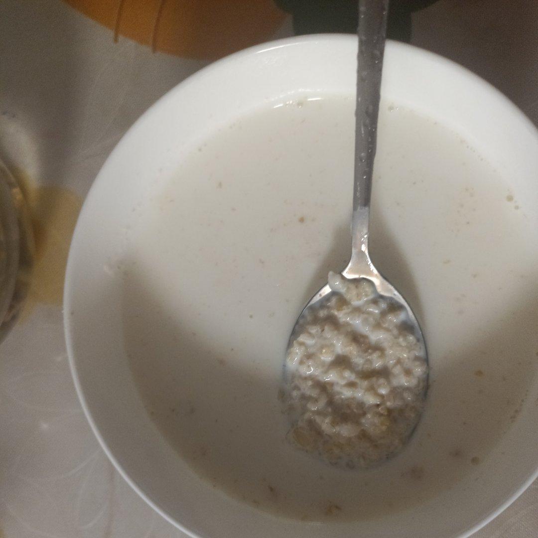 牛奶燕麦粥（浓稠）