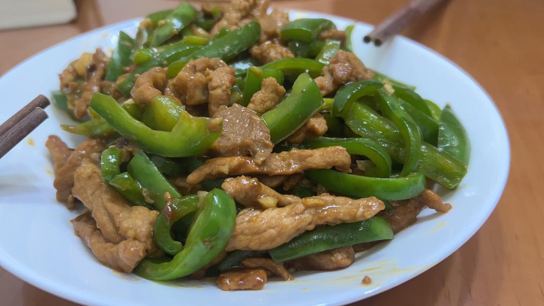 ‼️好吃到舔盘的青椒肉丝盖浇饭