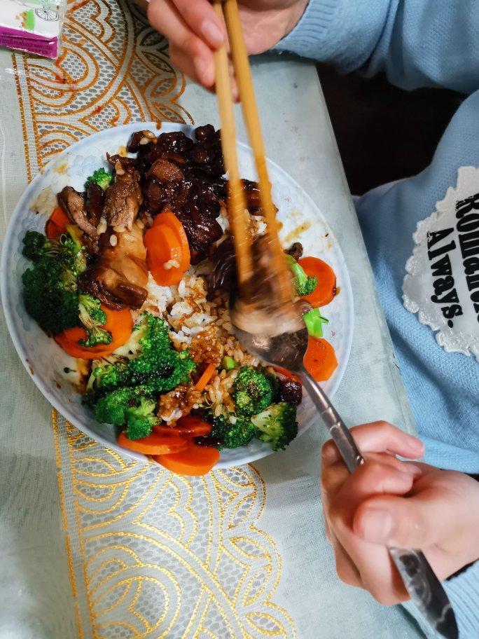 照烧鸡腿饭