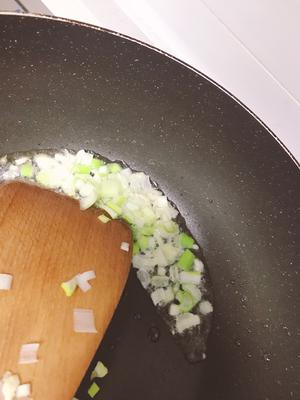 清炒蒜苔的做法 步骤3