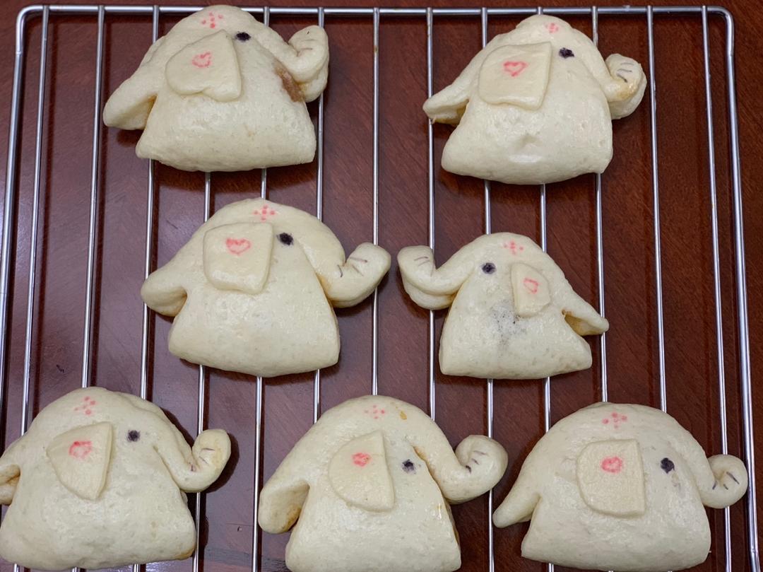 小象蜜豆包-小兔子热狗包