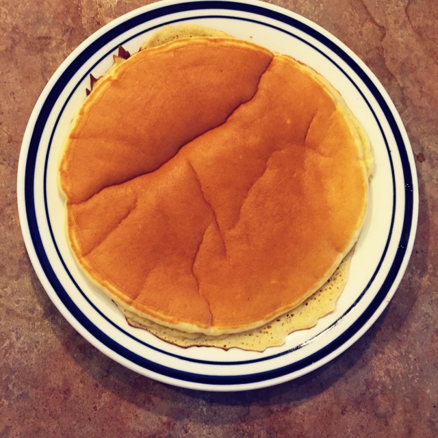 Buttermilk pancakes 乳酪煎饼