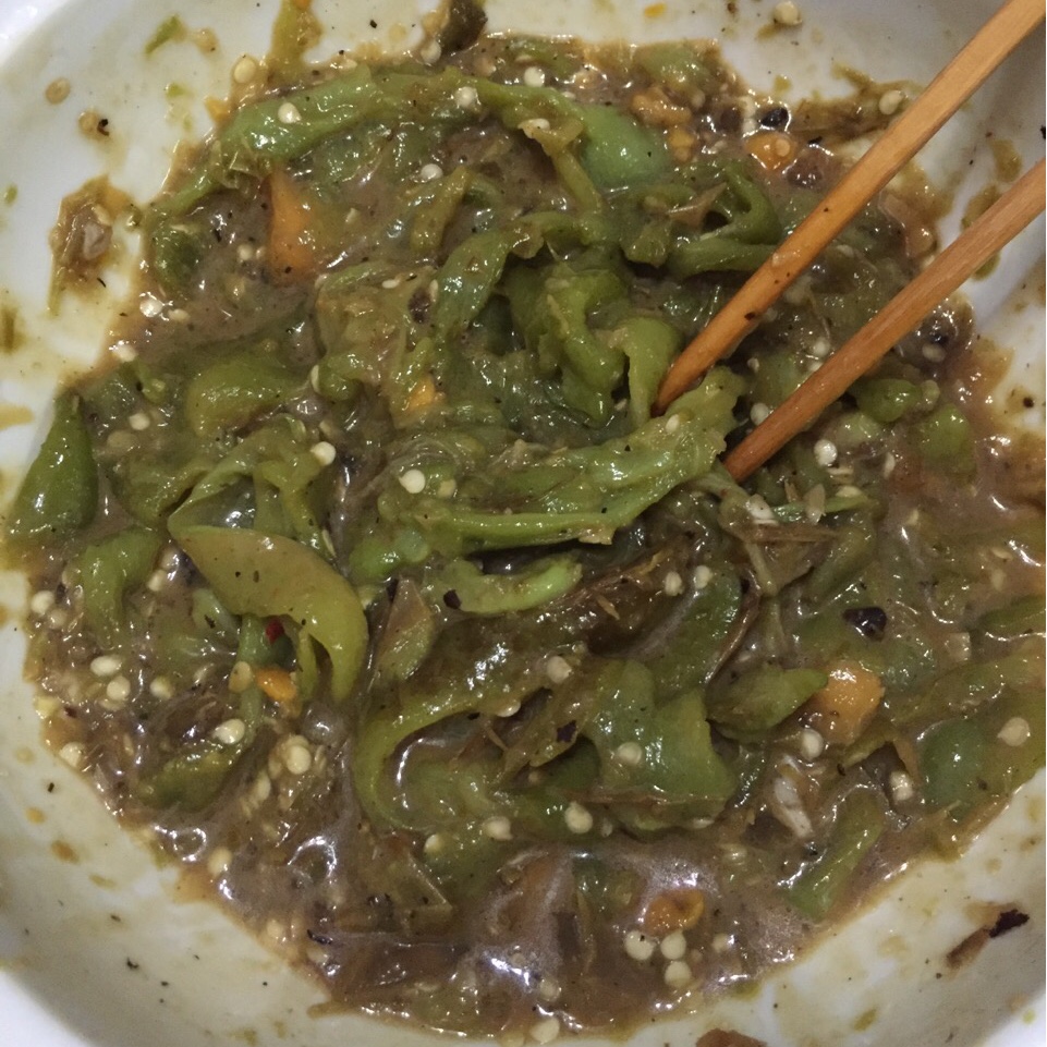 【正宗湘菜】擂辣椒皮蛋