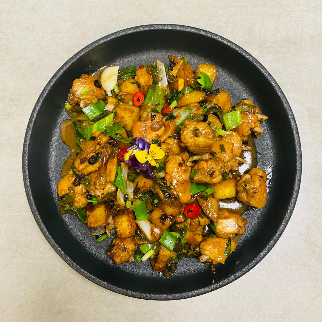 葱爆土豆鸡翅的做法