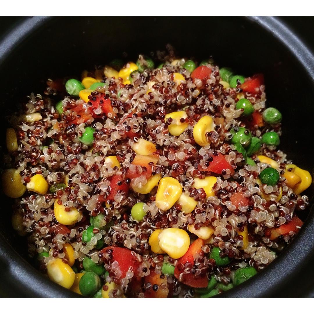 小兰要减回回回回回做过墨西哥风味藜麦饭一人食ipho