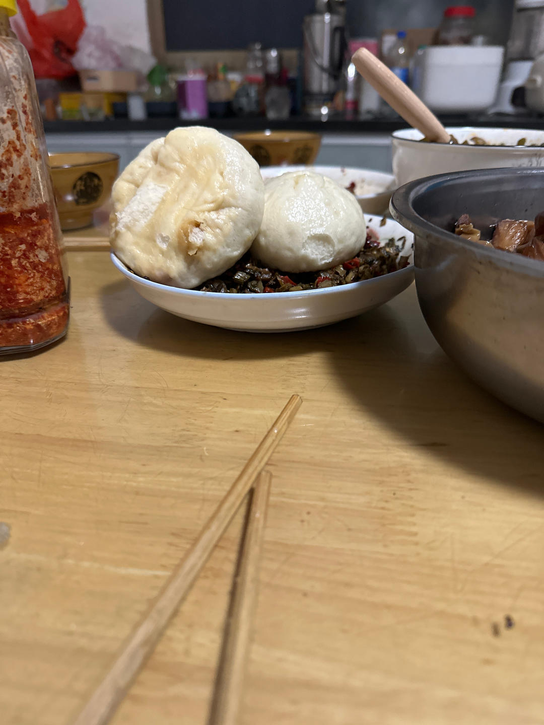 肉包子汁多肉嫩