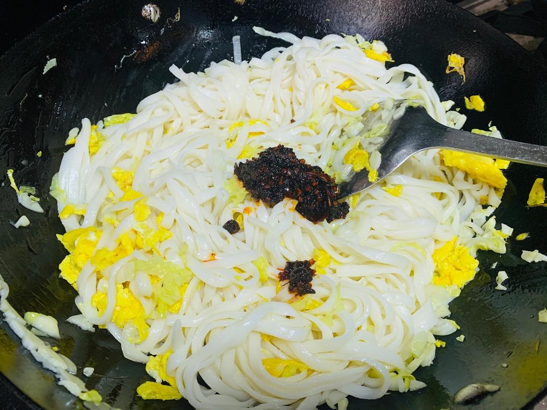 蛋炒粉🍜的做法 步骤5