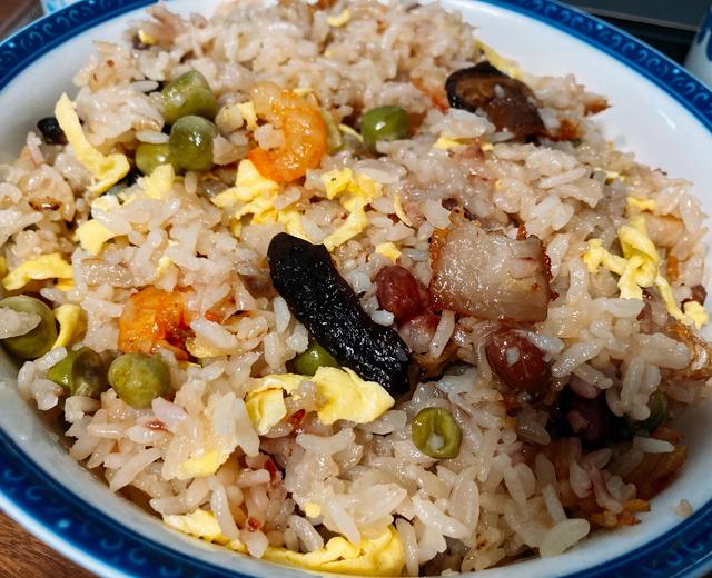 小时候春游必带的爷爷特制咸饭的做法