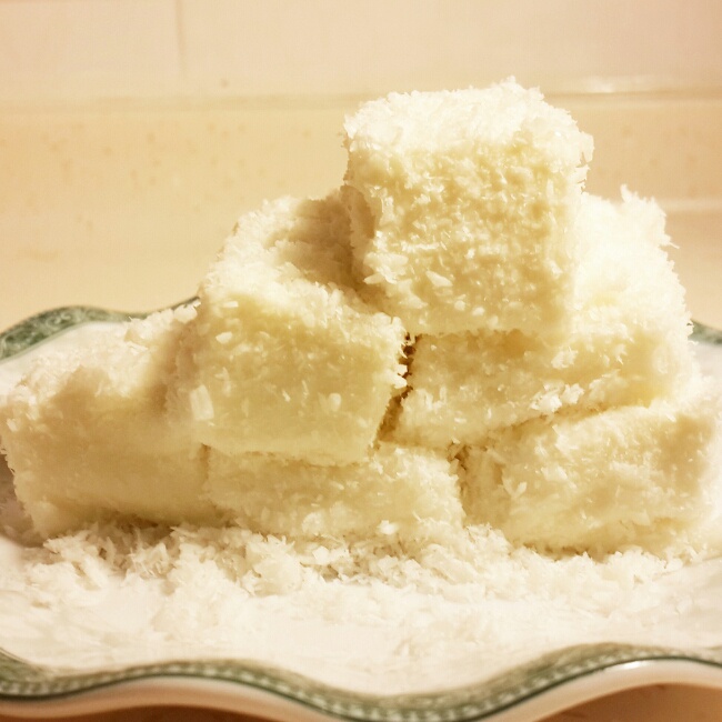 完胜85度C牛奶椰丝小方