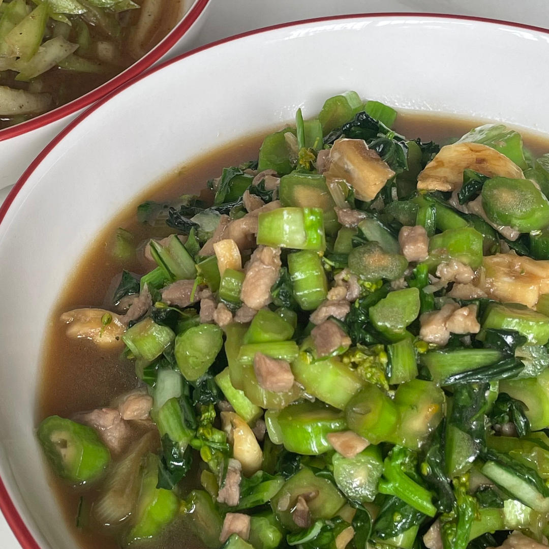 好吃的肉酱炒菜心