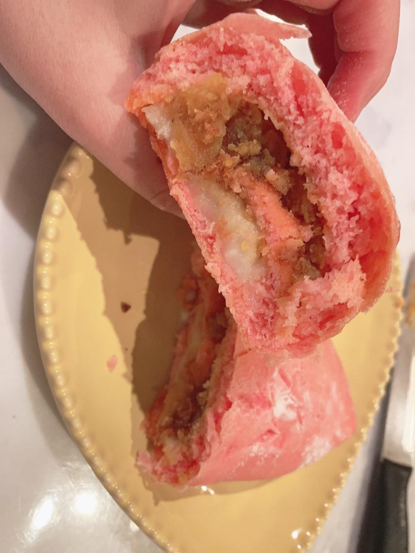 芋泥咸蛋黄软欧包