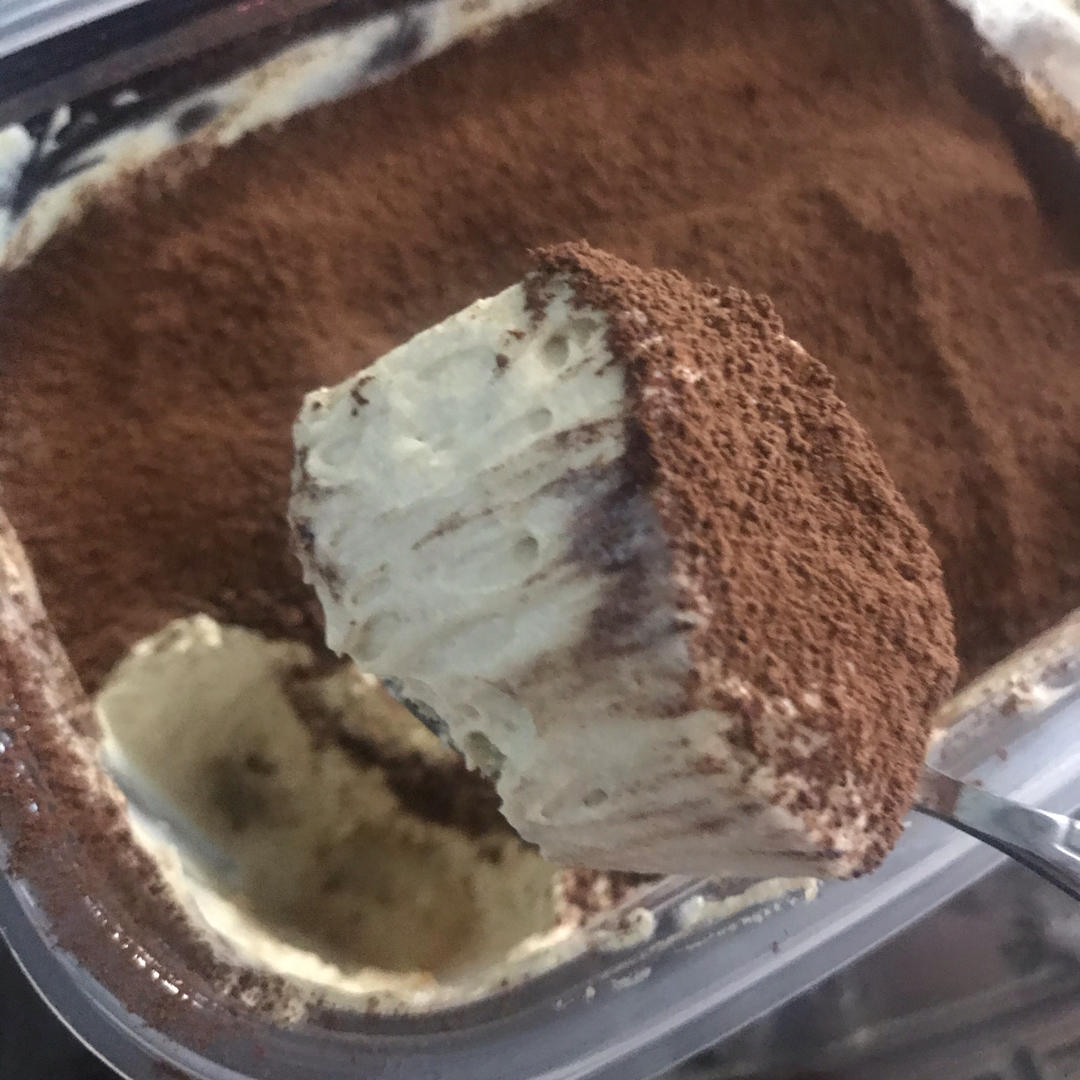 不用买马斯卡彭的提拉米苏 | 免烤、免吉利丁