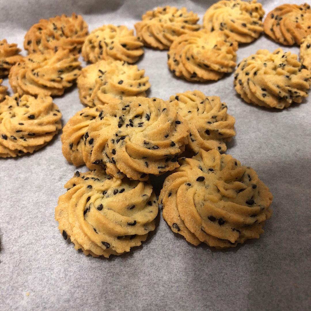 黑芝麻曲奇饼干                【77分享】