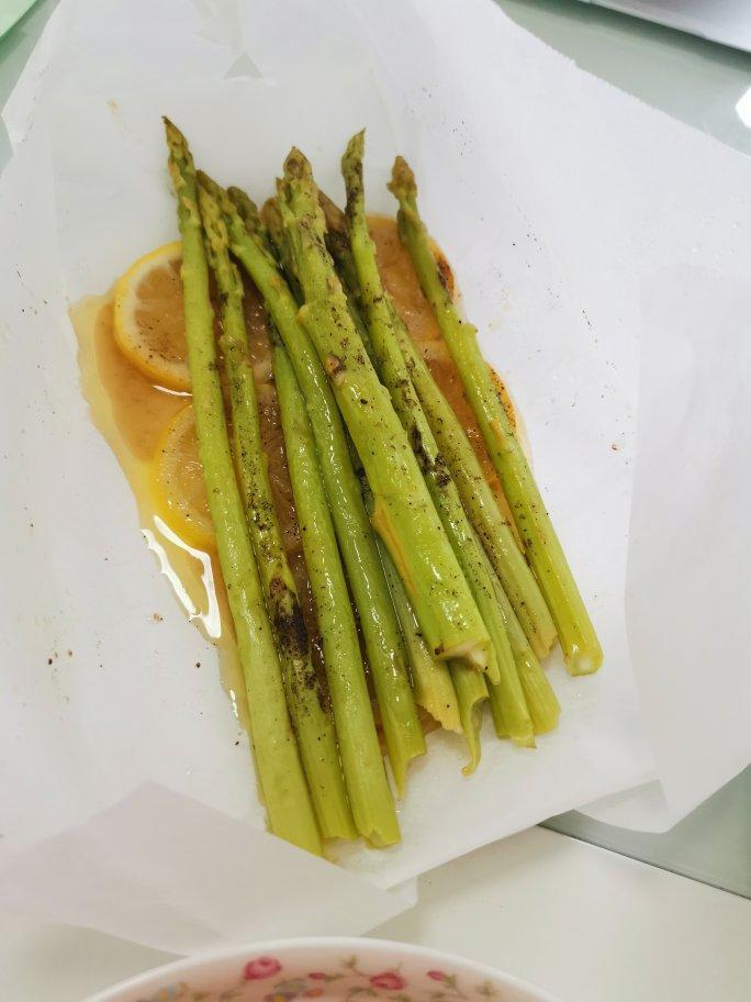 清新柠檬信封烤芦笋