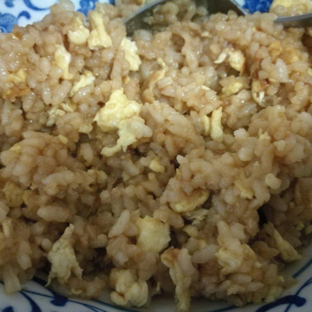 酱油炒饭(超级简单)