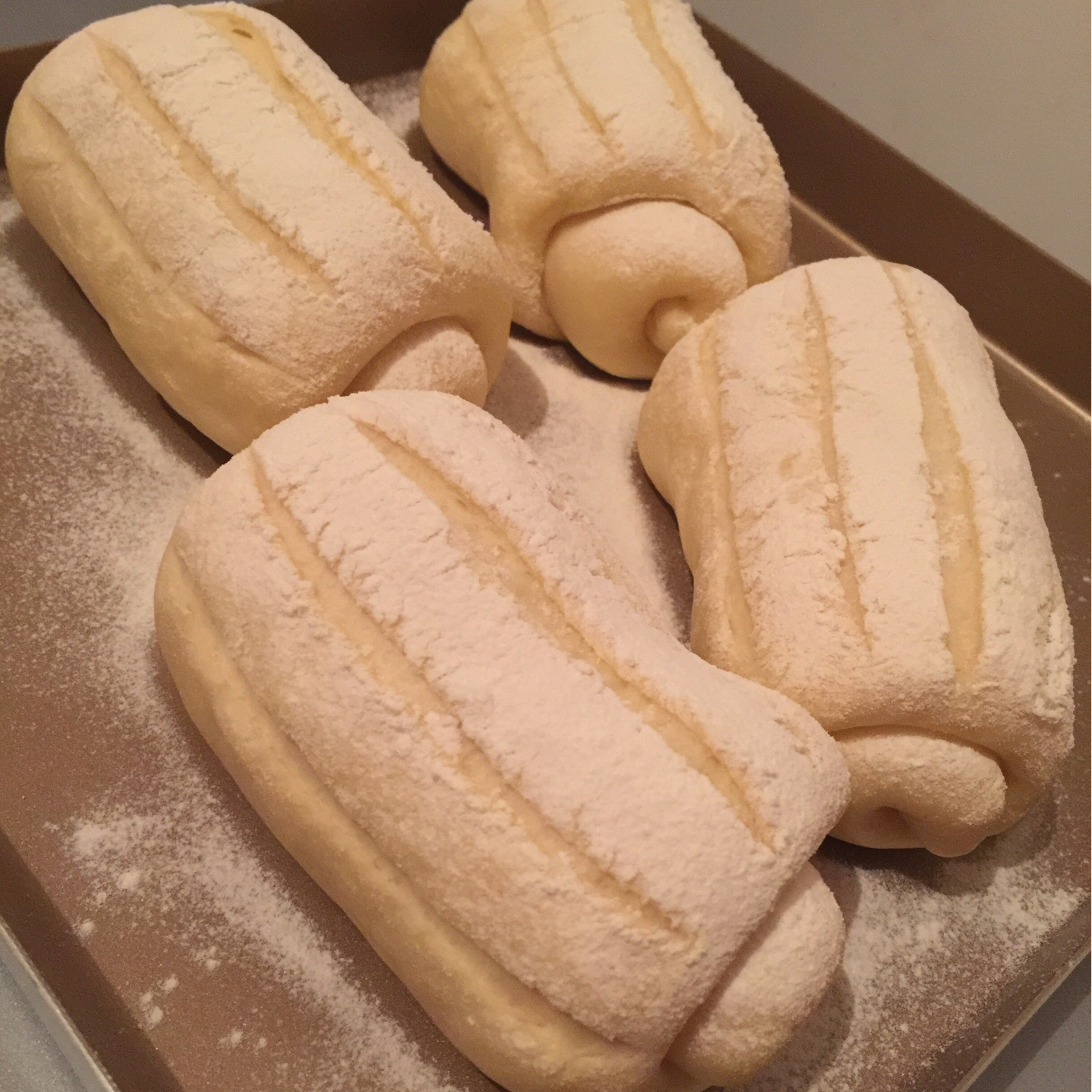 特浓牛奶哈斯面包