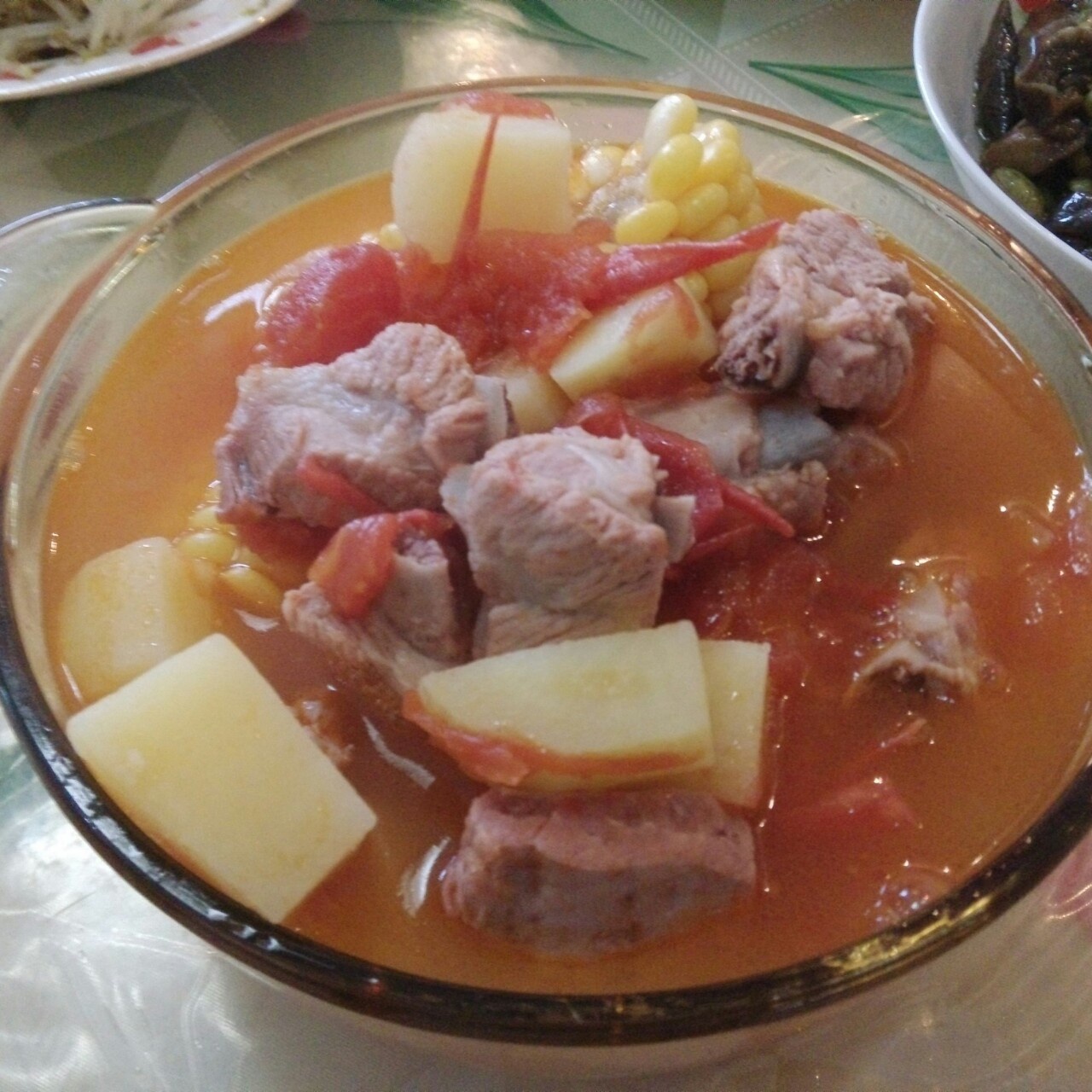 番茄土豆玉米排骨汤
