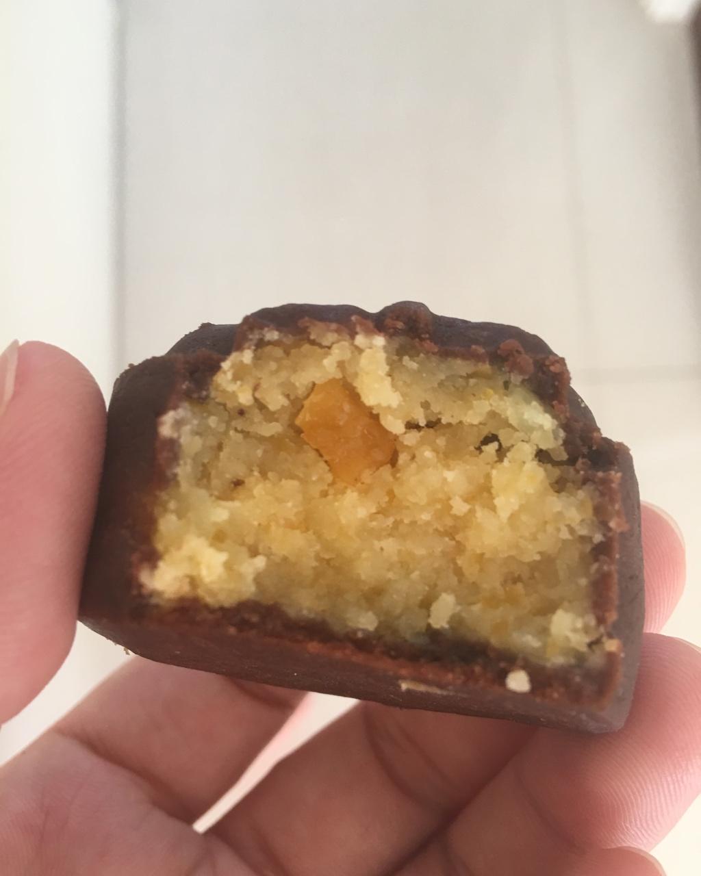 金沙奶黄月饼